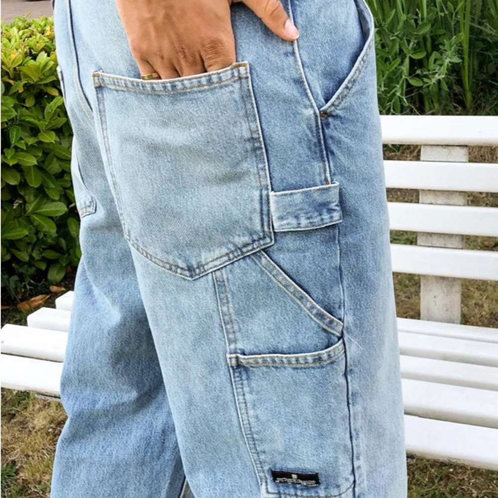 BDG Women’s Cargo Light Wash Jeans